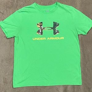 Boy’s Under Armour shirt